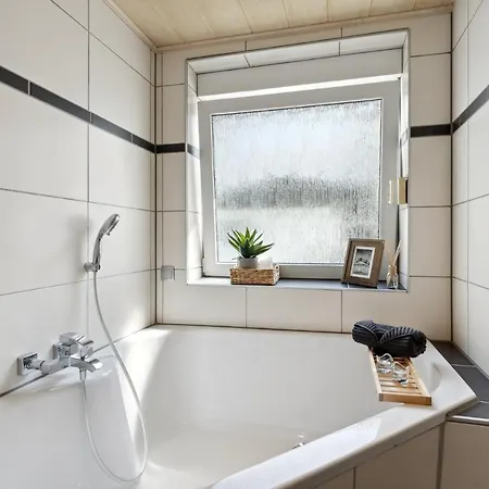 At Weinmeister - Grosszuegigkeit & Ruhe Apartment *