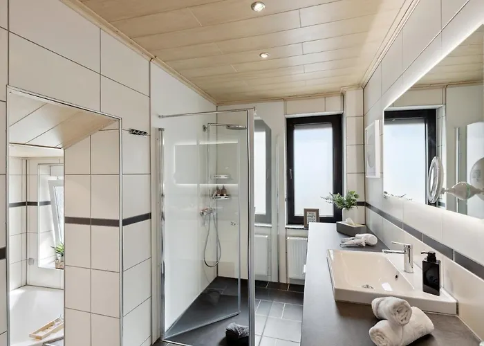 At Weinmeister - Grosszuegigkeit & Ruhe Апартаменты